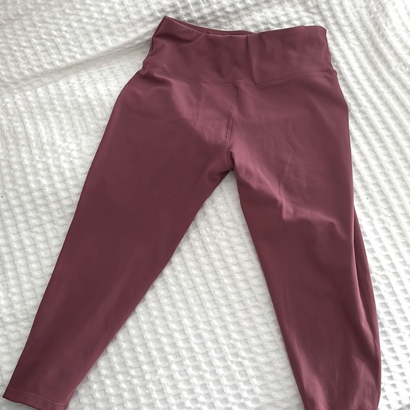 IUGA capri leggings - Picture 2 of 4